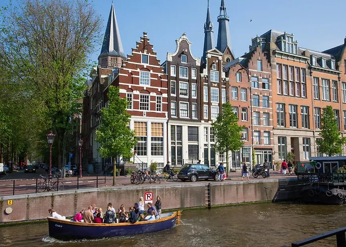 Guest house Westerdok25 4*